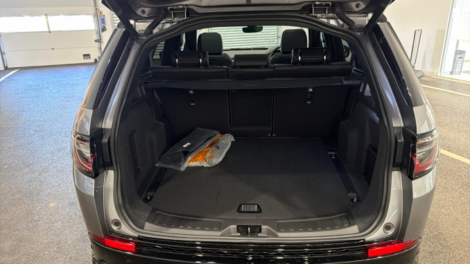 Land Rover Discovery Sport 1.5 P270e Metropolitan 5dr Auto [5 Seat] Station Wagon - Image 10